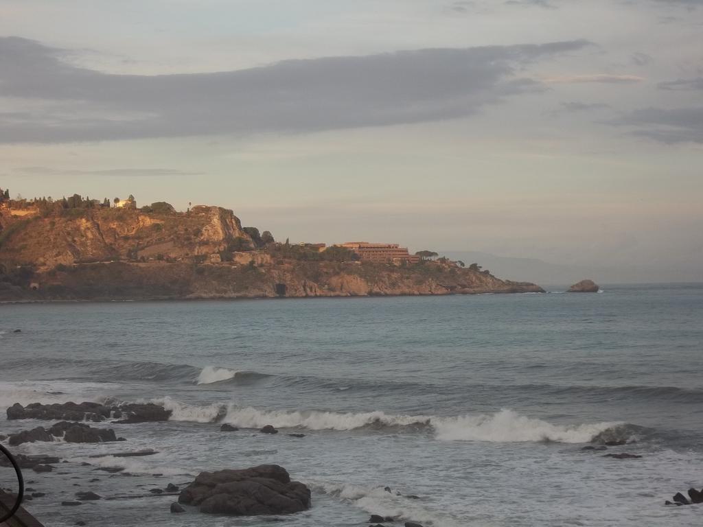 Mare E Monti Βίλα Giardini Naxos Δωμάτιο φωτογραφία